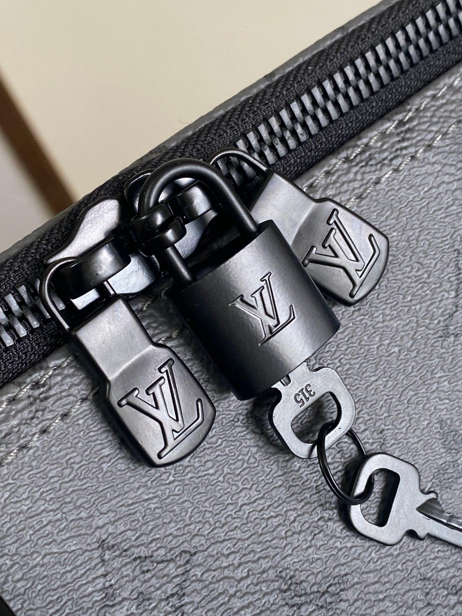 Louis Vuitton Keepall Bandoulière Duffle Bag in Monogram Gray & Blue - Authentic New Arrival Exclusive Apparel